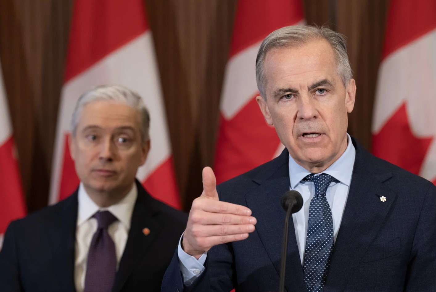 Canadá responde a Trump y anuncia aranceles de hasta el 50% a productos estadounidenses