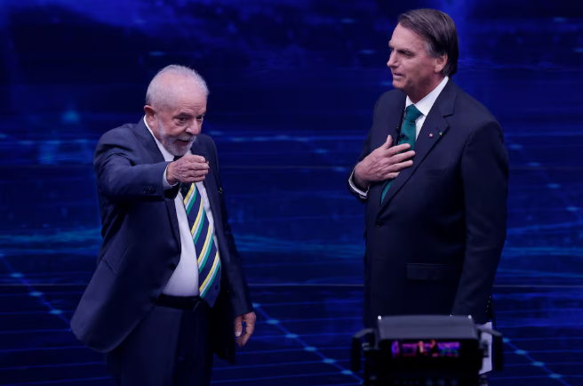 ¿Ventaja para Bolsonaro?: Mensajes internos de Meta revelan restricciones a la cuenta de Lula