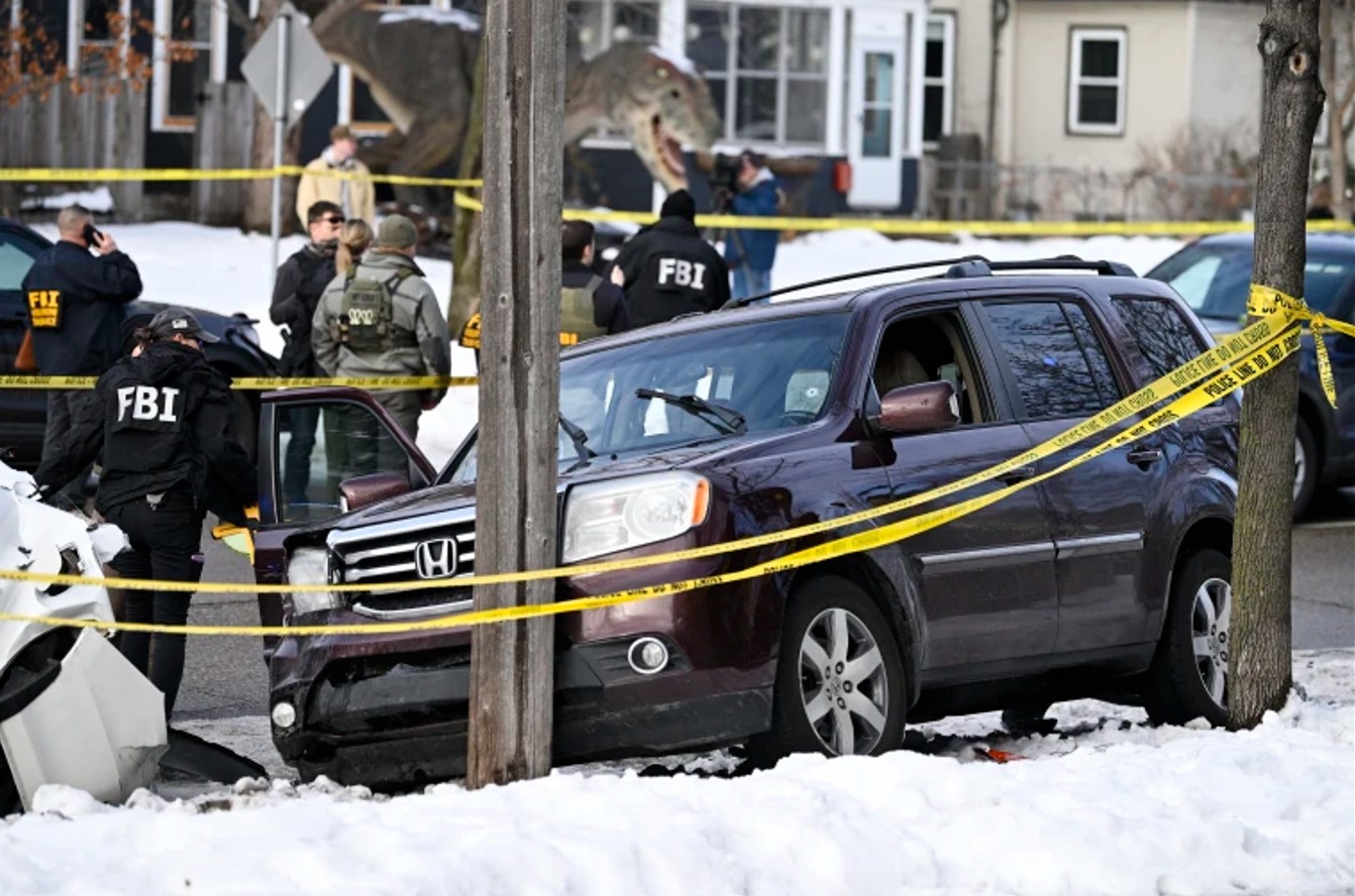 Cuestionan versión oficial tras asesinato de mujer en Minneapolis y estalla indignación en redes