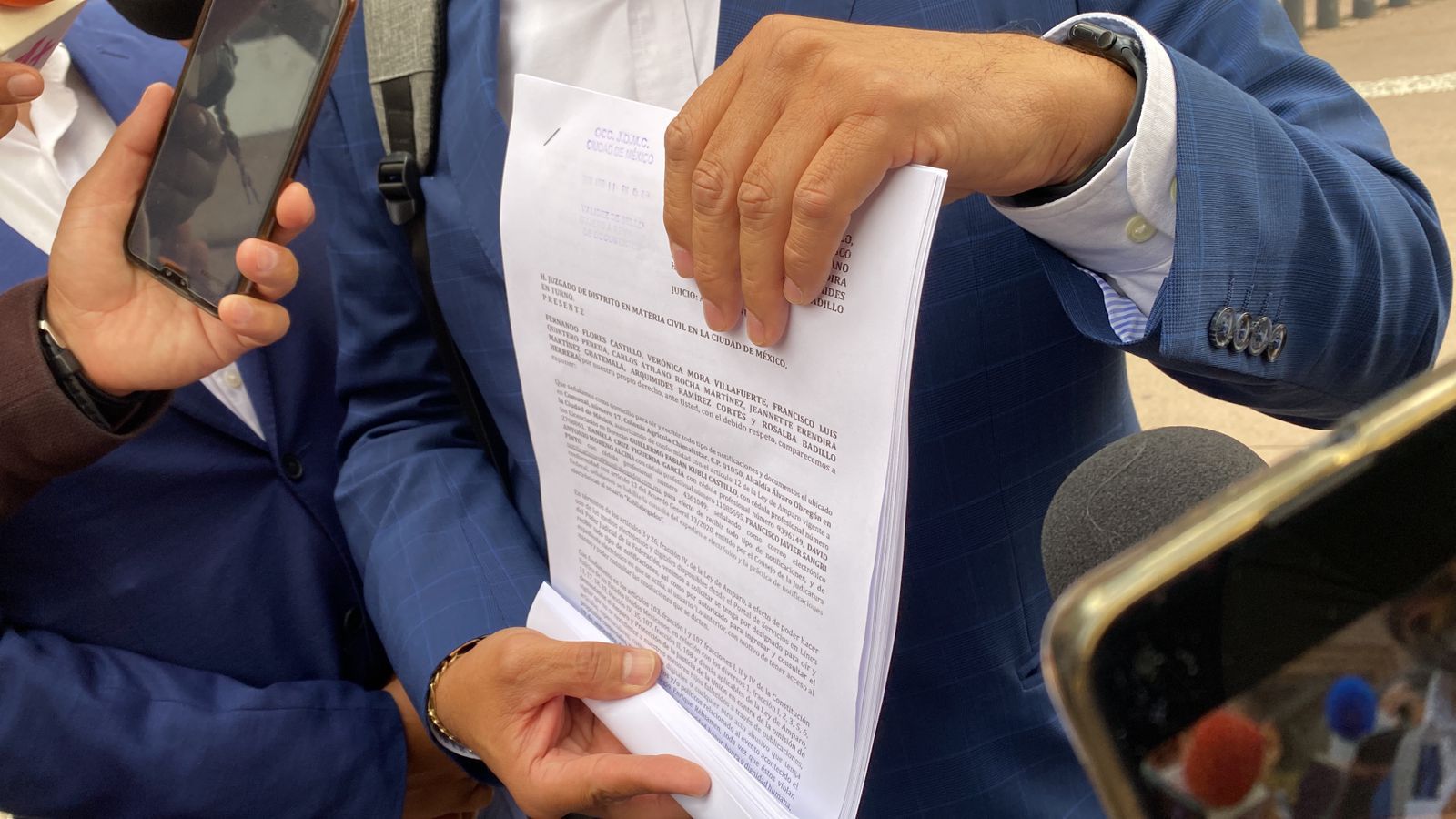 Piden padres de familia del Rébsamen no politizar su tragedia