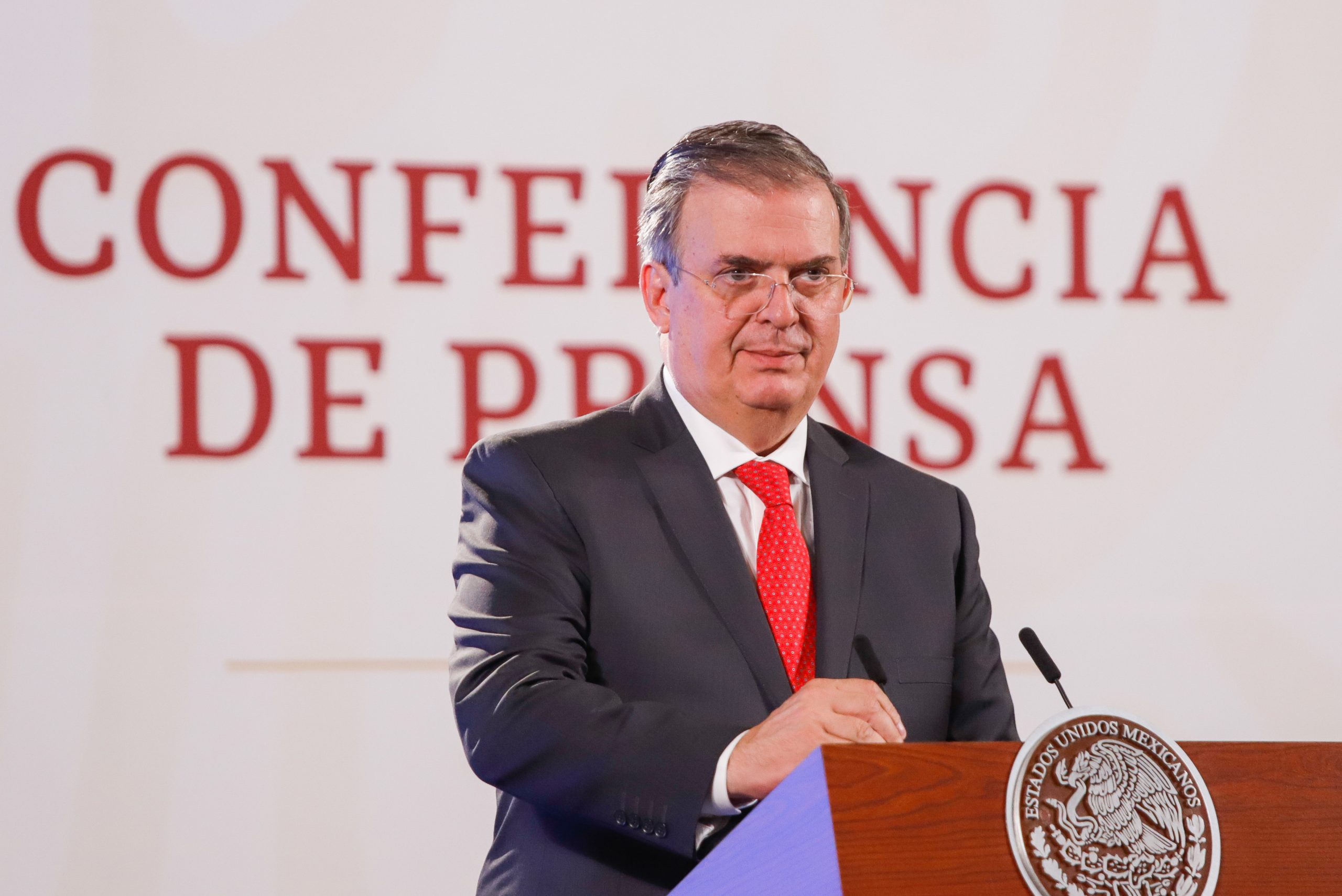 Inician negociaciones con EEUU para evitar aranceles del 30%: Ebrard