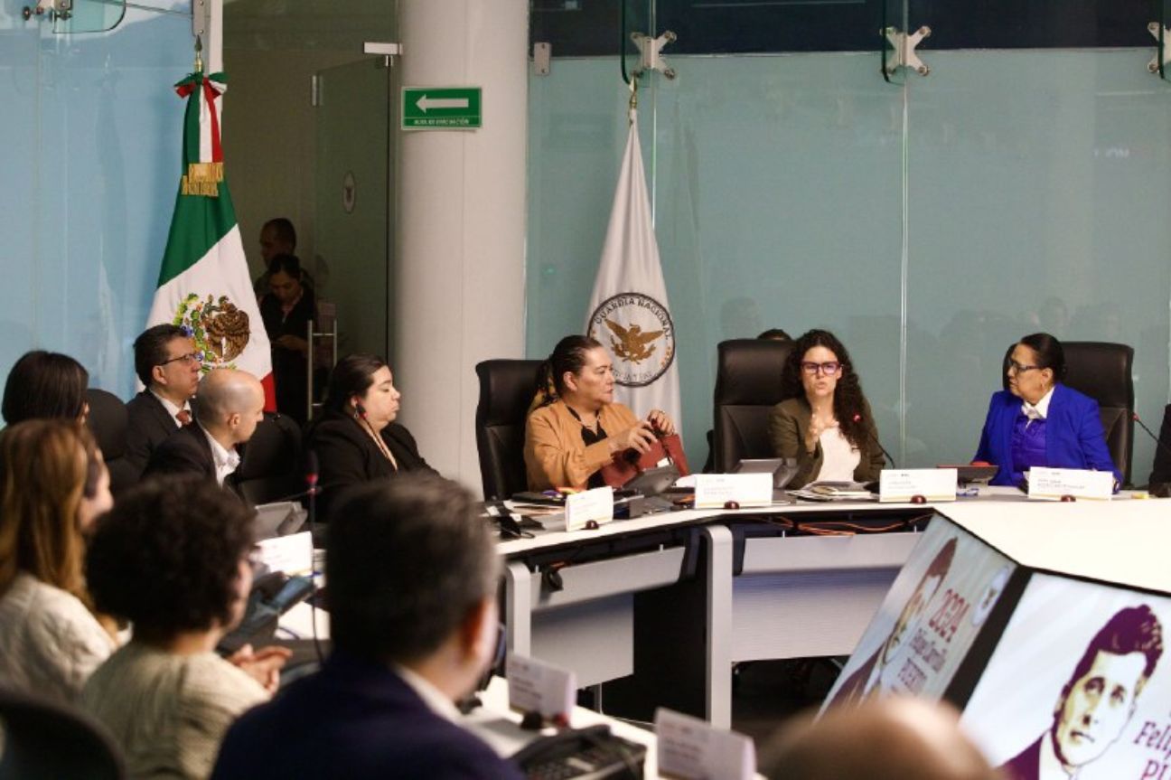 Sostienen reunión Gabinete de Seguridad del Gobierno Federal y el INE para analizar acciones para proceso electoral