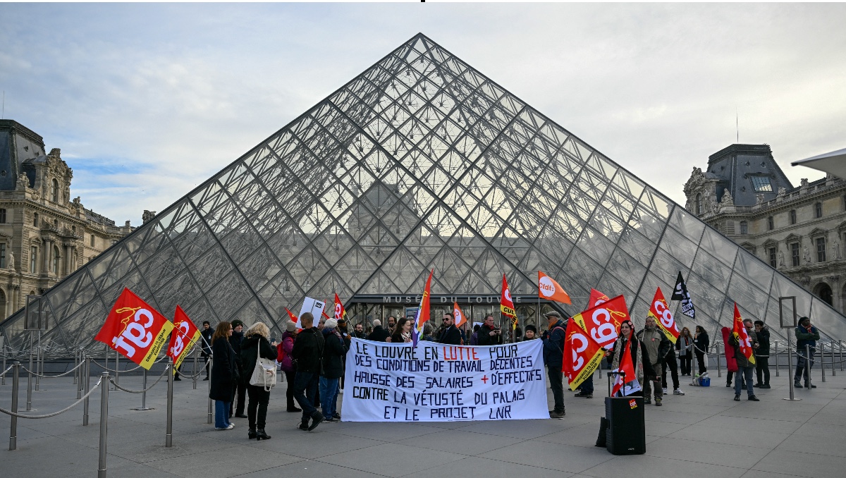 Cierra el Louvre por huelga debido al deterioro de las condiciones laborales de trabajadores