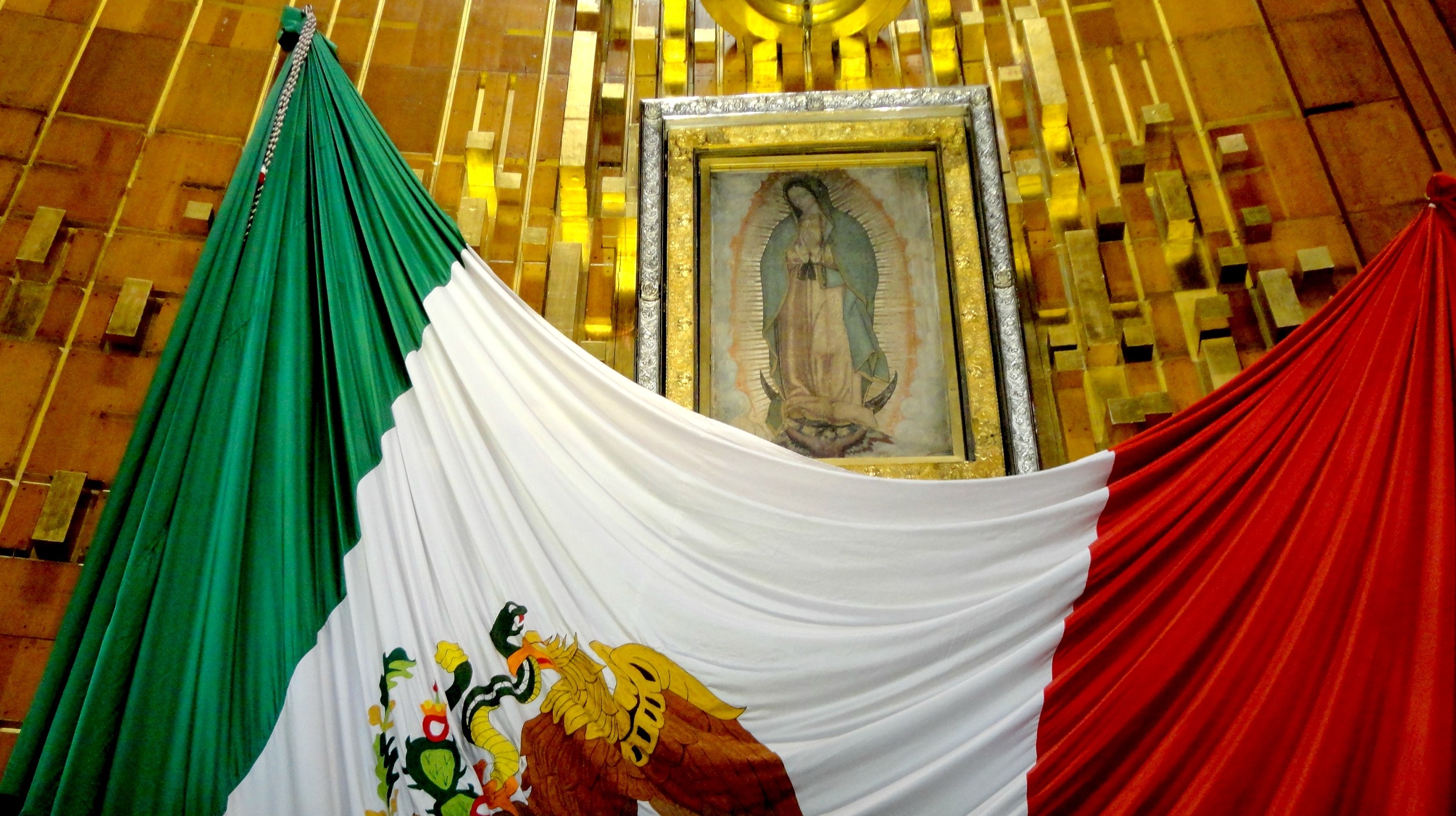 El milagro del fútbol: fe y afición se encuentran en México