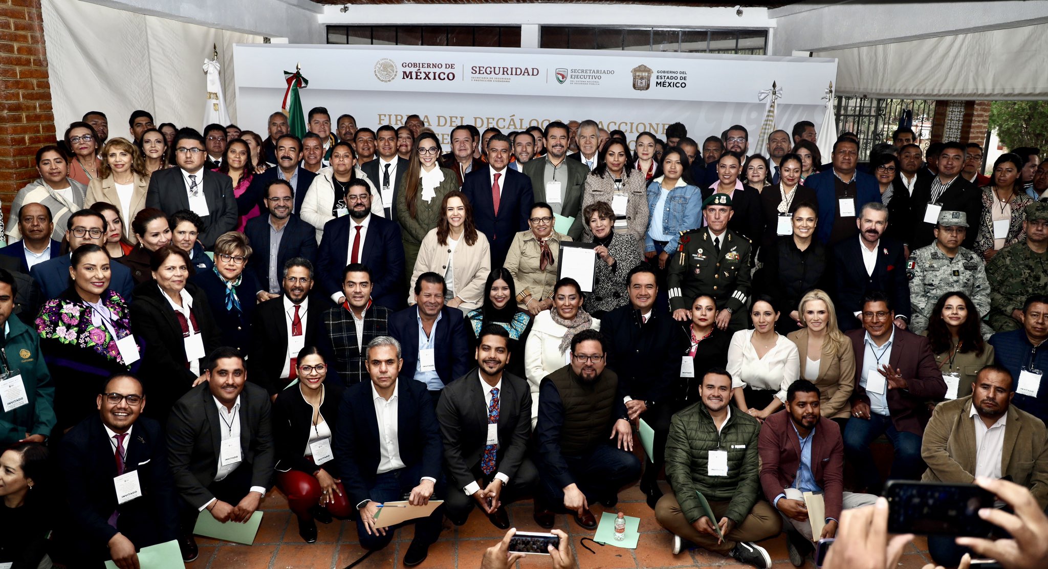 Firman SSPC y gobierno de Edomex Decálogo de Acciones para la Atención del Maltrato Animal