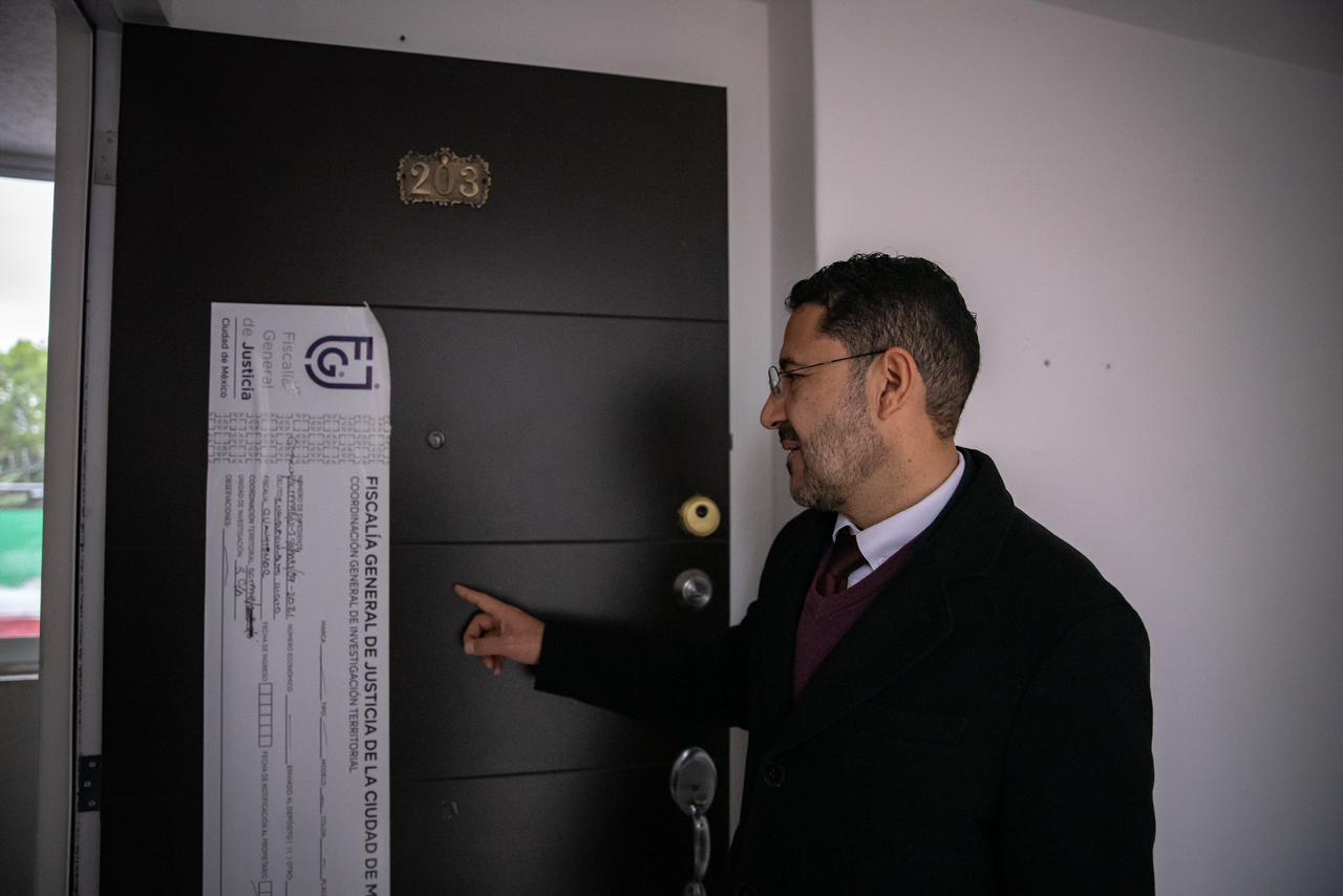 Entrega la FGJCDMX cinco departamentos confiscados al cártel inmobiliario a damnificados por el sismo del 2017