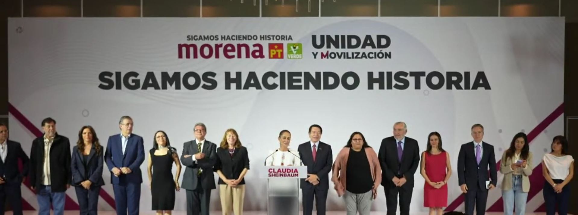 Presenta Claudia Sheinbaum a su equipo de campaña