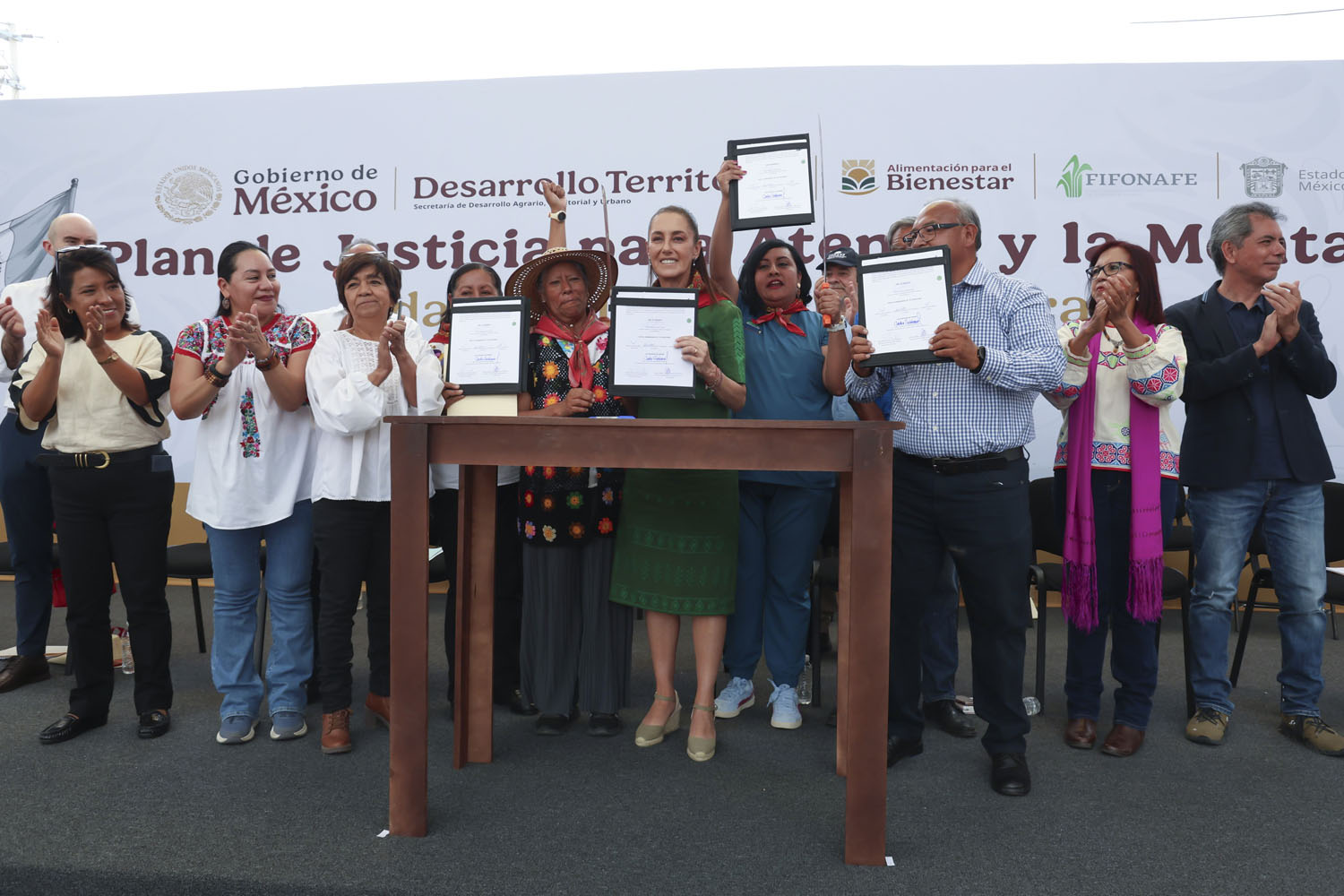 Restituye Claudia Sheinbaum 54 hectáreas como parte del Plan de Justicia para Atenco y la Montaña