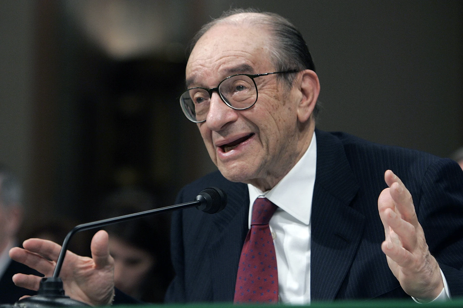 ¿Quién fue Alan Greenspan, el economista que marcó dos décadas de la economía estadounidense?