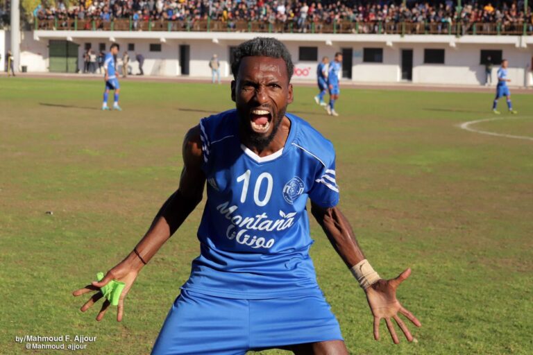 Cuestiona y critica Mohamed Salah a la UEFA por la muerte de futbolista palestino